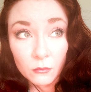 Meet your Posher, Courtney